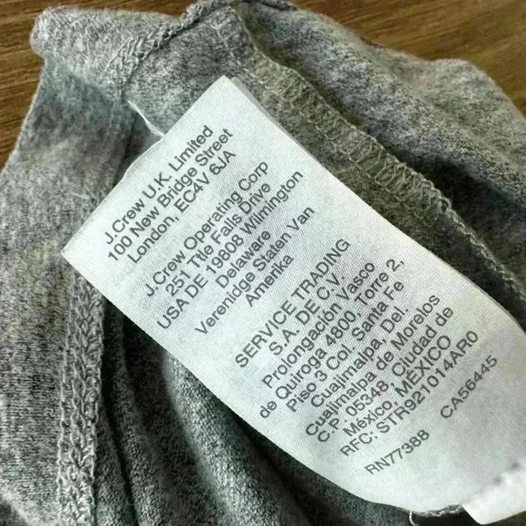 Madewell Ruffle Sleeve blouse relaxed fit, comfortable material, classy #M0079 - Picture 9 of 10